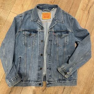 Men’s large Levi’s jacket